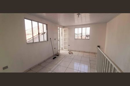 Casa para alugar com 50m², 2 quartos e 1 vaga Casa para alugar com 50m², 2 quartos e 1 vagaQuarto 1