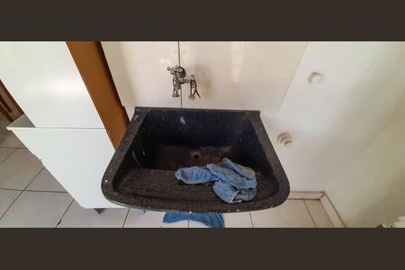 Casa para alugar com 50m², 2 quartos e 1 vaga Casa para alugar com 50m², 2 quartos e 1 vagaÁrea de Serviço