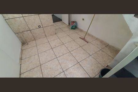 Casa para alugar com 50m², 2 quartos e 1 vaga Casa para alugar com 50m², 2 quartos e 1 vagaSala