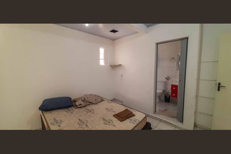 Casa para alugar com 50m², 2 quartos e 1 vaga Casa para alugar com 50m², 2 quartos e 1 vagaSuíte
