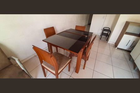 Casa para alugar com 50m², 2 quartos e 1 vaga Casa para alugar com 50m², 2 quartos e 1 vagaCozinha