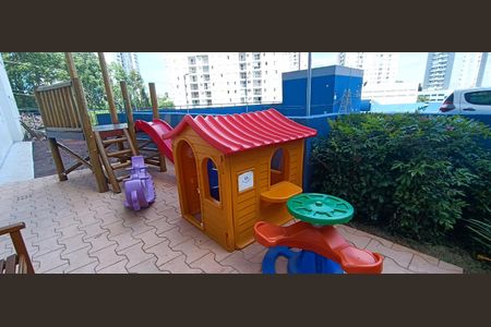 Apartamento para alugar com 25m², 1 quarto e sem vaga Apartamento para alugar com 25m², 1 quarto e sem vagaÁrea comum - Playground