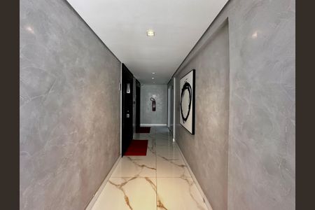 Studio à venda com 27m², 1 quarto e sem vaga Studio à venda com 27m², 1 quarto e sem vagaHall Social Bloco