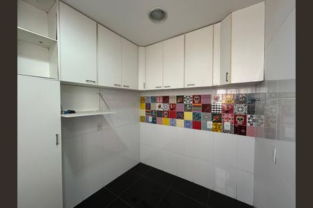 Apartamento à venda com 87m², 2 quartos e 1 vagaÁrea de Serviço