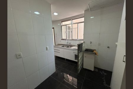 Apartamento à venda com 87m², 2 quartos e 1 vagaÁrea de Serviço