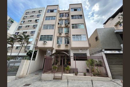 Apartamento à venda com 87m², 2 quartos e 1 vagaFachada