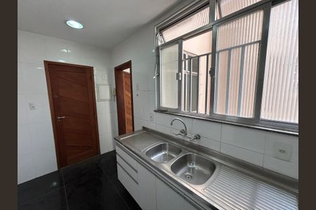 Apartamento à venda com 87m², 2 quartos e 1 vagaCozinha