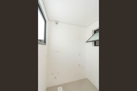 Apartamento à venda com 197m², 3 quartos e 1 vaga Apartamento à venda com 197m², 3 quartos e 1 vagaBanheiro Social