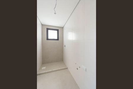 Apartamento à venda com 197m², 3 quartos e 1 vaga Apartamento à venda com 197m², 3 quartos e 1 vagaBanheiro/Suíte 1
