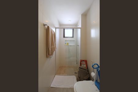 Apartamento à venda com 172m², 3 quartos e 3 vagasBanheiro da Suíte 2