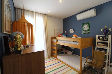 Apartamento à venda com 172m², 3 quartos e 3 vagasQuarto 2 - Suíte