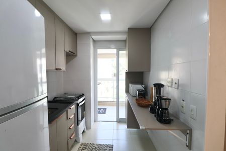 Apartamento para alugar com 90m², 2 quartos e 2 vagas Apartamento para alugar com 90m², 2 quartos e 2 vagasCozinha