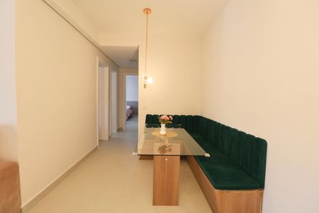 Apartamento para alugar com 90m², 2 quartos e 2 vagas Apartamento para alugar com 90m², 2 quartos e 2 vagasSala