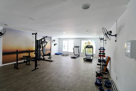 Apartamento para alugar com 90m², 2 quartos e 2 vagas Apartamento para alugar com 90m², 2 quartos e 2 vagasÁrea comum - Academia