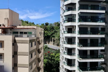Apartamento para alugar com 90m², 2 quartos e 2 vagas Apartamento para alugar com 90m², 2 quartos e 2 vagasVista