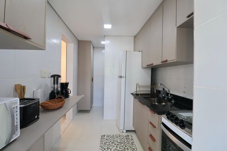 Apartamento para alugar com 90m², 2 quartos e 2 vagas Apartamento para alugar com 90m², 2 quartos e 2 vagasCozinha
