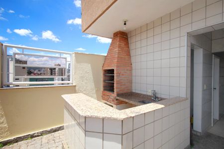 Apartamento à venda com 200m², 3 quartos e 1 vagaCobertura