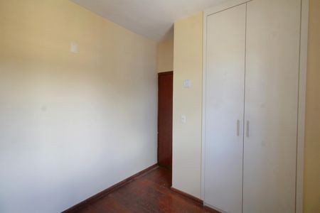 Apartamento à venda com 200m², 3 quartos e 1 vagaQuarto 2