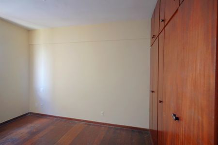 Apartamento à venda com 200m², 3 quartos e 1 vagaSuite