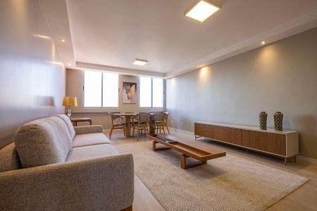 Sala de apartamento à venda com 3 quartos, 140m² em Cerqueira César, São Paulo
