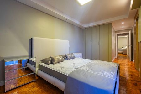 Apartamento à venda com 140m², 3 quartos e 1 vaga Apartamento à venda com 140m², 3 quartos e 1 vagaSuíte 1