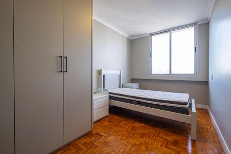 Apartamento à venda com 140m², 3 quartos e 1 vaga Apartamento à venda com 140m², 3 quartos e 1 vagaQuarto