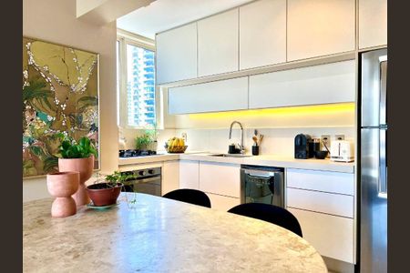 Apartamento à venda com 109m², 2 quartos e 1 vaga