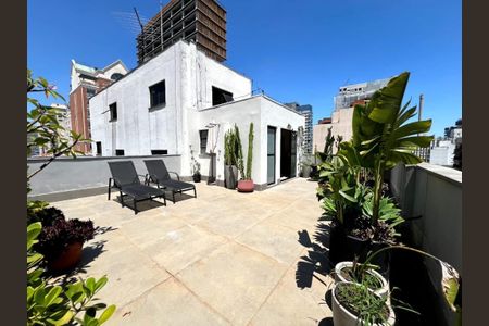 Apartamento à venda com 109m², 2 quartos e 1 vaga