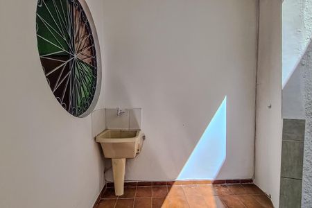 Casa para alugar com 40m², 1 quarto e sem vaga Casa para alugar com 40m², 1 quarto e sem vagaÁrea de Serviço