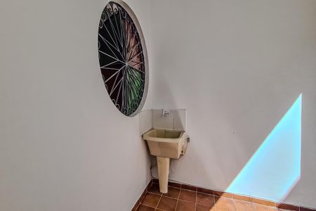 Casa para alugar com 40m², 1 quarto e sem vaga Casa para alugar com 40m², 1 quarto e sem vagaÁrea de Serviço