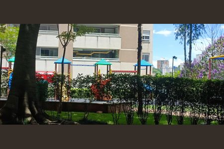 Apartamento à venda com 269m², 3 quartos e 3 vagasÁrea comum - Playground