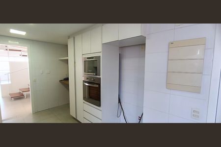 Apartamento à venda com 269m², 3 quartos e 3 vagasCozinha