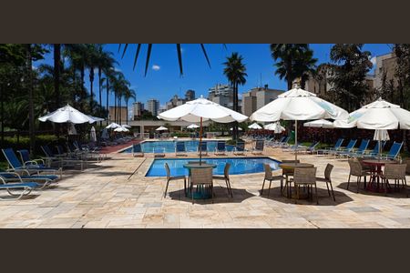 Apartamento à venda com 269m², 3 quartos e 3 vagasÁrea comum - Piscina