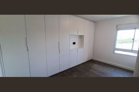 Apartamento à venda com 269m², 3 quartos e 3 vagasSuíte 2