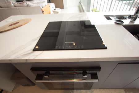 Apartamento à venda com 77m², 1 quarto e 1 vagaSala/Cozinha