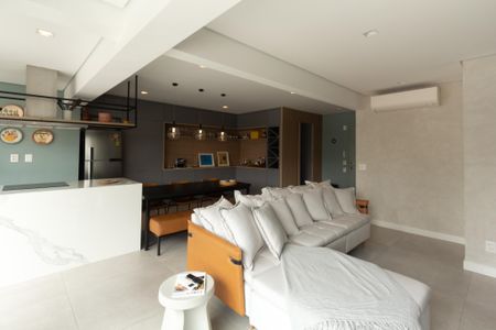 Apartamento à venda com 77m², 1 quarto e 1 vagaSala/Cozinha