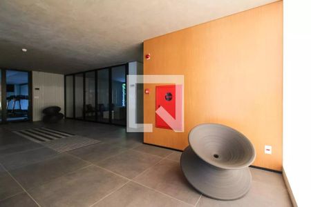 Apartamento à venda com 77m², 1 quarto e 1 vagaHall social