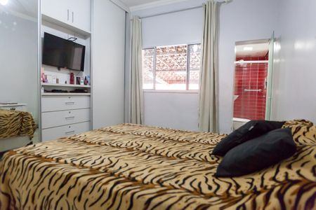 Casa à venda com 360m², 3 quartos e 2 vagas Casa à venda com 360m², 3 quartos e 2 vagassuite
