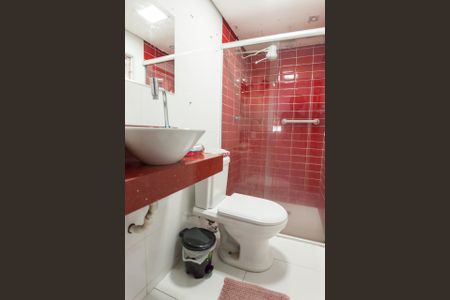 Casa à venda com 360m², 3 quartos e 2 vagas Casa à venda com 360m², 3 quartos e 2 vagasBanheiro da Suíte