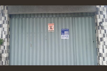 Casa à venda com 360m², 3 quartos e 2 vagas Casa à venda com 360m², 3 quartos e 2 vagasplaquinha instalada