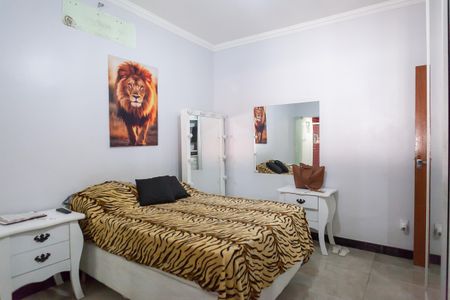 Casa à venda com 360m², 3 quartos e 2 vagas Casa à venda com 360m², 3 quartos e 2 vagassuite