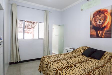 Casa à venda com 360m², 3 quartos e 2 vagas Casa à venda com 360m², 3 quartos e 2 vagassuite