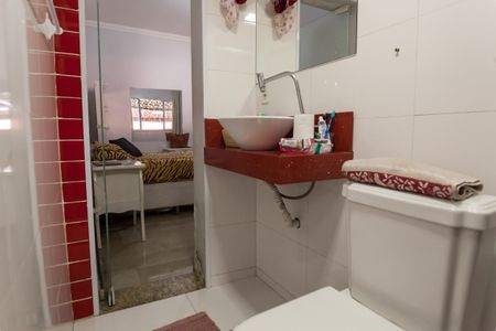 Casa à venda com 360m², 3 quartos e 2 vagas Casa à venda com 360m², 3 quartos e 2 vagasBanheiro da Suíte