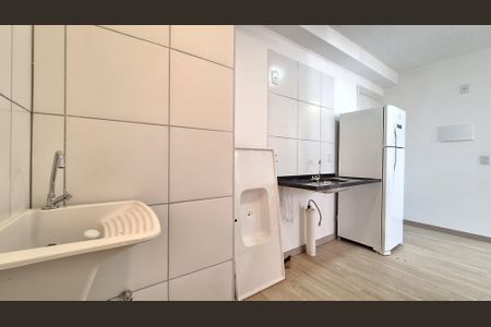 Apartamento à venda com 42m², 2 quartos e sem vagaCozinha e Área de Serviço