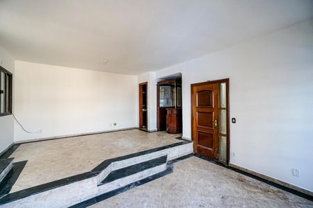 Casa para alugar com 110m², 1 quarto e 2 vagas Casa para alugar com 110m², 1 quarto e 2 vagasSala