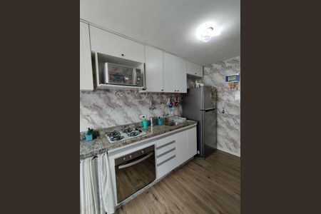 Apartamento à venda com 58m², 2 quartos e 1 vaga Apartamento à venda com 58m², 2 quartos e 1 vagaCozinha - Armários