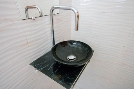 Apartamento para alugar com 42m², 2 quartos e sem vagaBanheiro