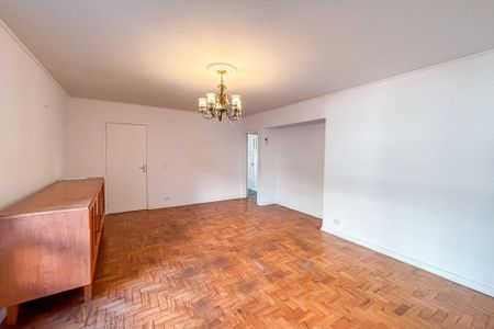 Apartamento à venda com 130m², 3 quartos e 1 vaga Apartamento à venda com 130m², 3 quartos e 1 vagaSala