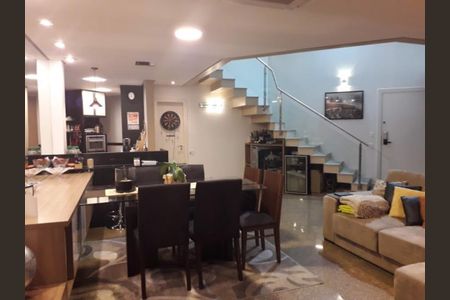 Apartamento à venda com 151m², 2 quartos e 3 vagas