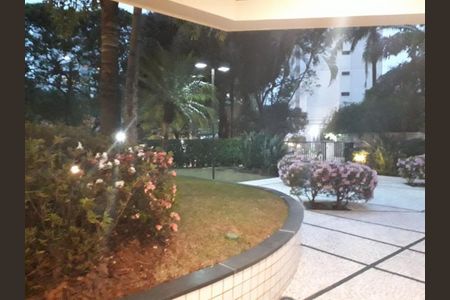 Apartamento à venda com 151m², 2 quartos e 3 vagas